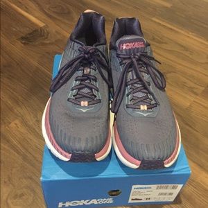 HOKA ONE ONE Clifton 5 Women’s Shoes Size 11